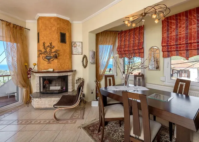 Mario's House Holiday home Kallirakhi